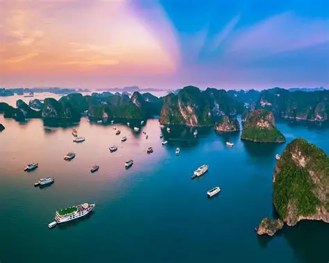 Vivu Hạ Long cùng Hưng Việt Travel